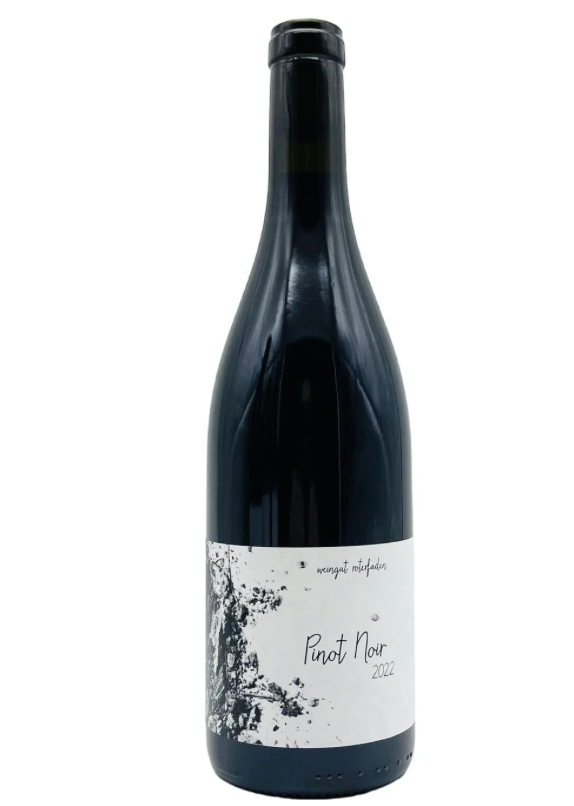 Bottle of Pinot Noir Trocken by Weingut Roterfaden