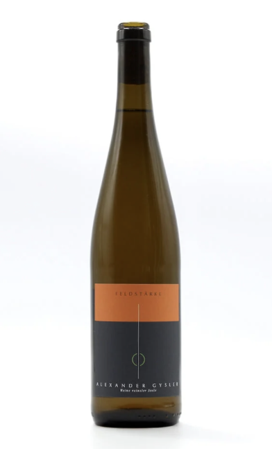 Bottle of Feldstärke by Weingut Alexander Gysler