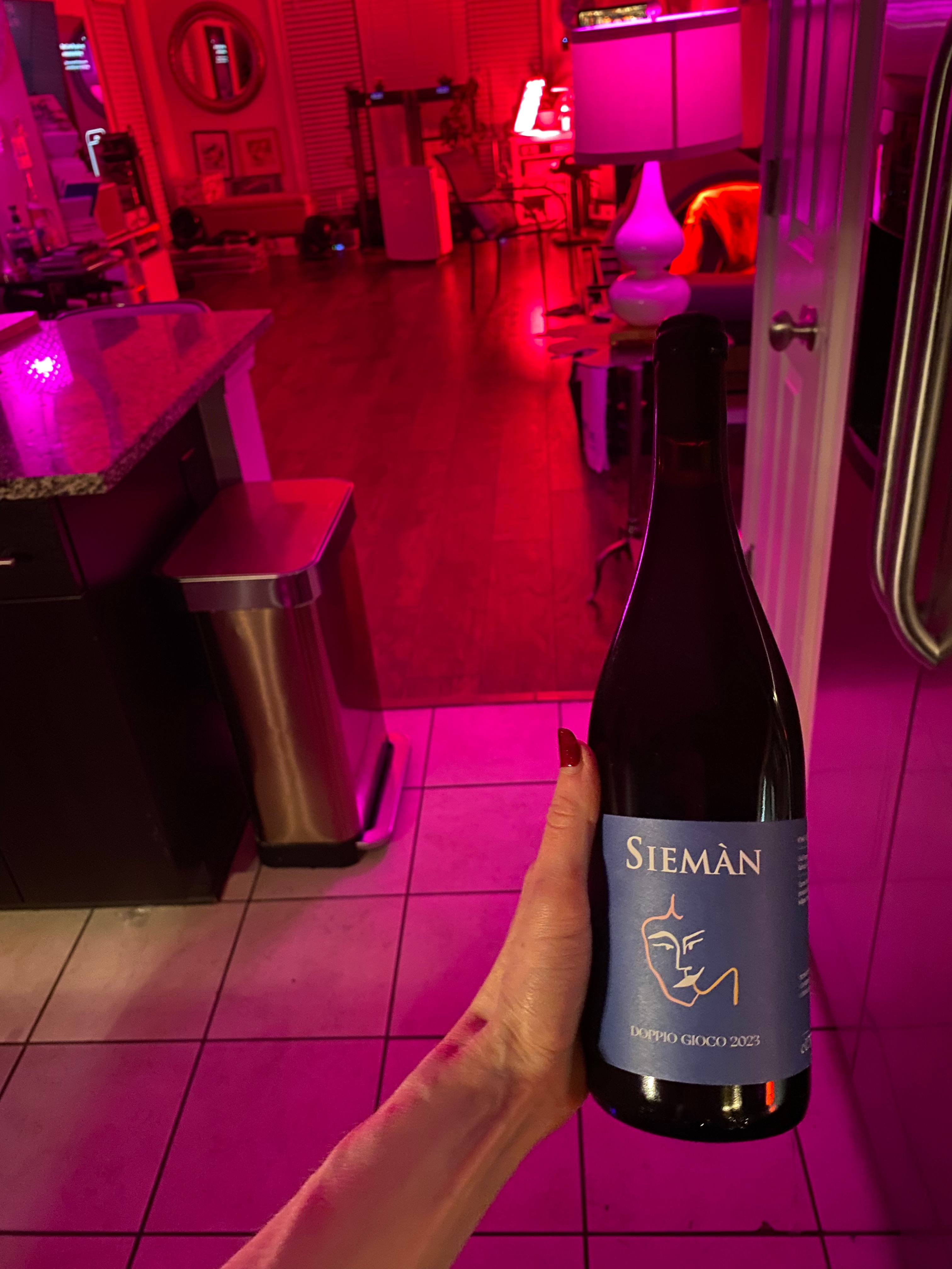Bottle of Doppio Gioco by Siemàn