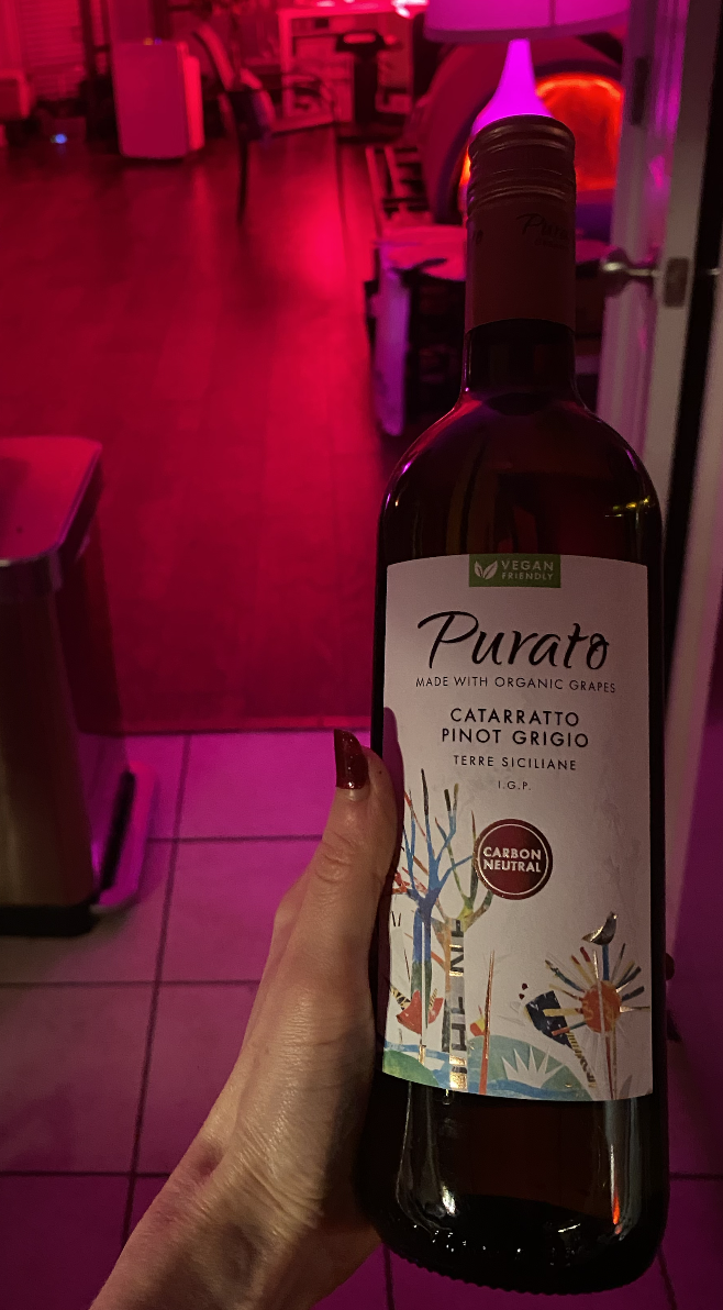 Bottle of Catarratto Pinot Grigio by Purato